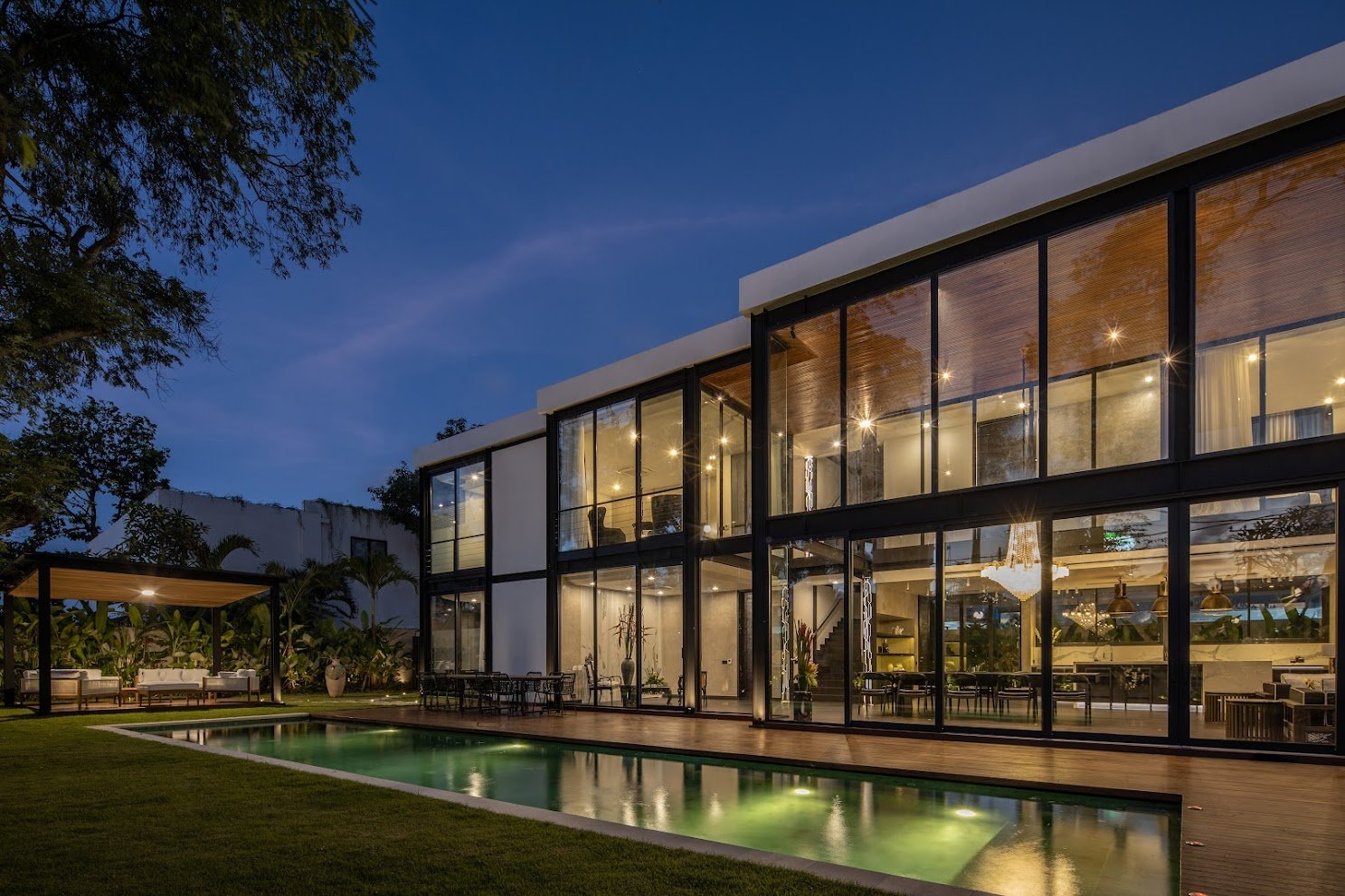 Yearly Rental: Modern Industrial 5 Bedroom Villa in Prime Umalas Area