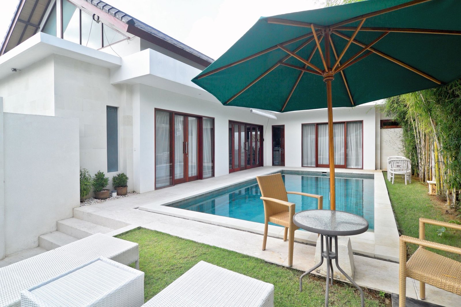 Elegant 2-Bedroom Tropical Villa in Umalas - Leasehold